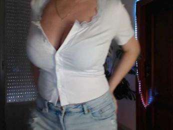 Alina-Lovely webcam model stream image