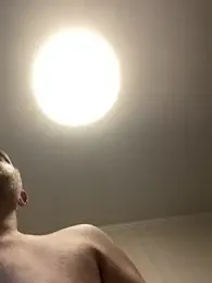 Frosl webcam model stream image