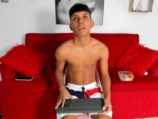 Tyler Navas webcam flirt4free model stream image