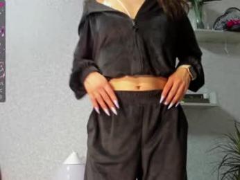 your_little_flexible_girl webcam model stream image