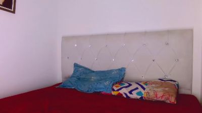 angel_foxc_ webcam model stream image