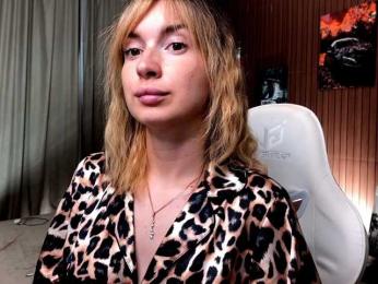 matreshka_ webcam model stream image