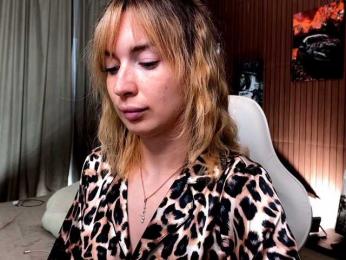 matreshka_ webcam model stream image