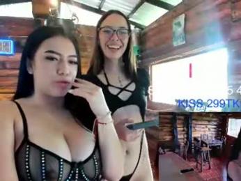 harperwest_ webcam model stream image