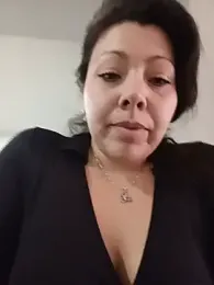 SARA_21- webcam stripchat model stream image