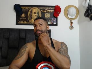 Blade Strong webcam model stream image