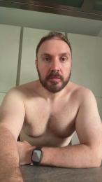 ItalianBear88 webcam model stream image