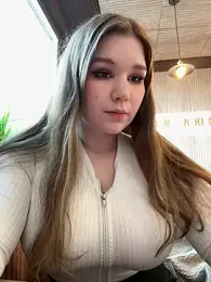 PumaShyXD webcam stripchat model stream image