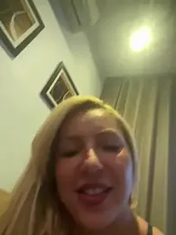 Juuhschmitt webcam stripchat model stream image