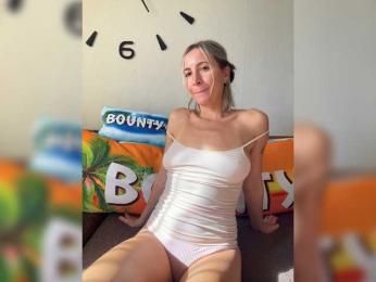 HARIZZMA webcam model stream image