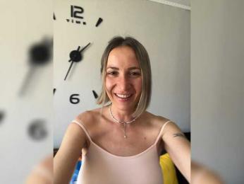 HARIZZMA webcam bongacams model stream image