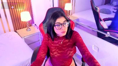 LilyHans webcam model stream image