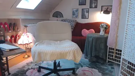 GinaBlonde webcam model stream image