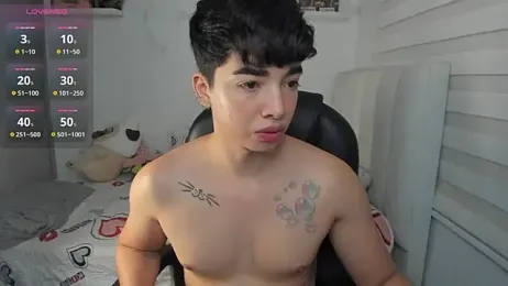 santy7v7 webcam stripchat model stream image