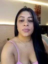 Lashmy111 webcam model stream image