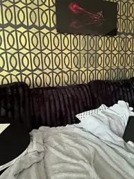 lovely_beast webcam model stream image