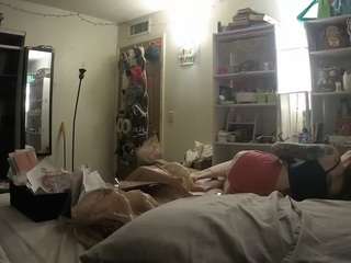 voyeurcam-freakyfeline-01 webcam model stream image