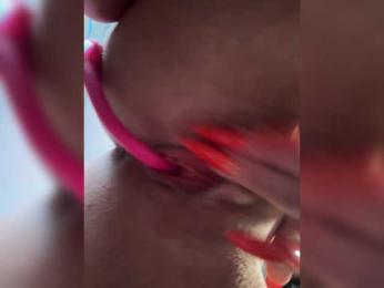 Kiki-77 webcam model stream image