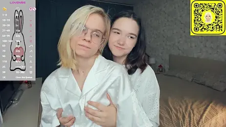 KarinStfleur webcam model stream image