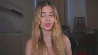 TateEvett webcam model stream image