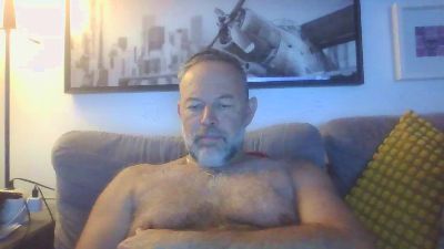 bear70s webcam model stream image