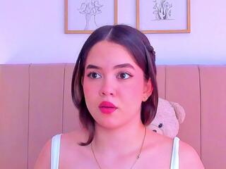 Bella Fontana webcam flirt4free model stream image