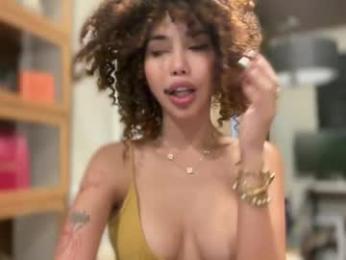 missxolga webcam model stream image