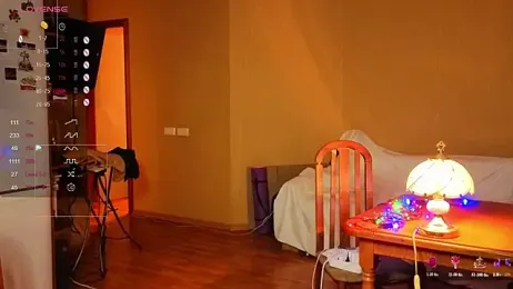 EmiliaCouple webcam model stream image