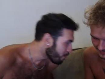 blondiexbrunette webcam model stream image