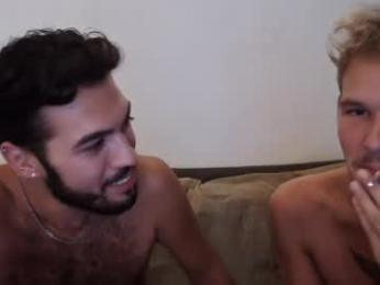 blondiexbrunette webcam model stream image