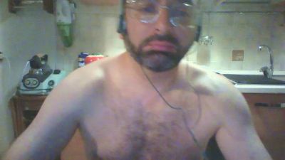 Hugos31 webcam model stream image