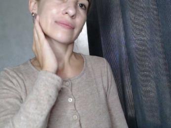 NoraSweet webcam model stream image