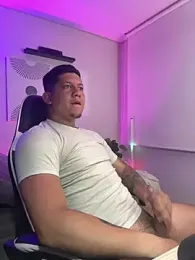 _robertobaggioo webcam stripchat model stream image