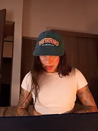 valeriahornier webcam model stream image