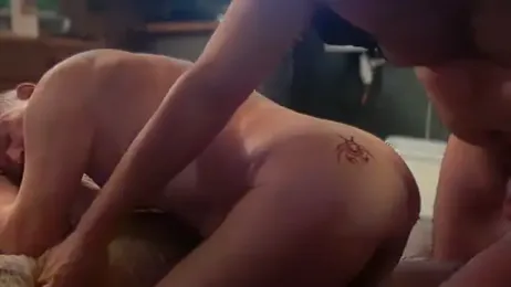 CloudyMuscleBeefy webcam model stream image