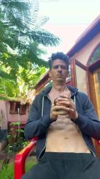 PianoTobe webcam model stream image