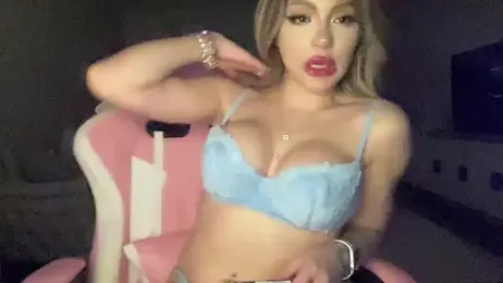 petitebeauty webcam model stream image