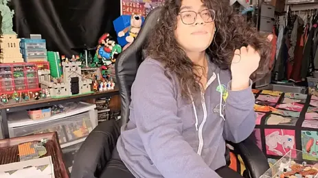 ShinyCherub webcam model stream image