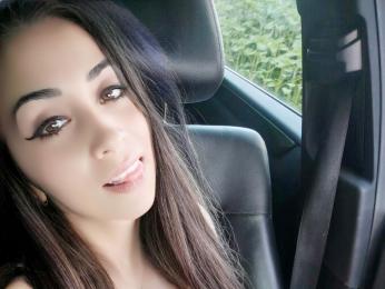 GiuliaLarry webcam model stream image