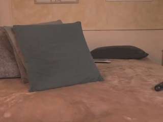 mia-crawford webcam model stream image