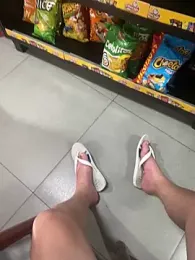 Hjsjsjsjjd webcam model stream image