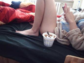 LilyLuxeXO webcam bongacams model stream image