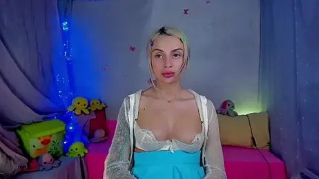 YourLizzyDoll webcam model stream image