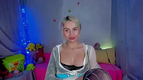 YourLizzyDoll webcam model stream image