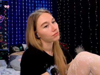 kiskaWEDNESDAY webcam model stream image