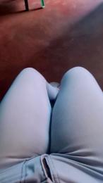 girl_pee webcam model stream image