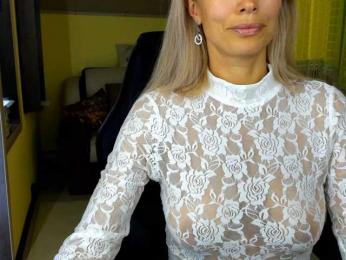 R_O_C_S_I webcam bongacams model stream image