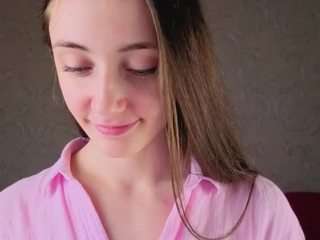 lexi-split webcam model stream image