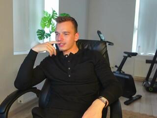 Seth Cartwe webcam model stream image