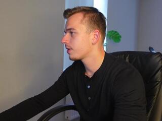 Seth Cartwe webcam model stream image